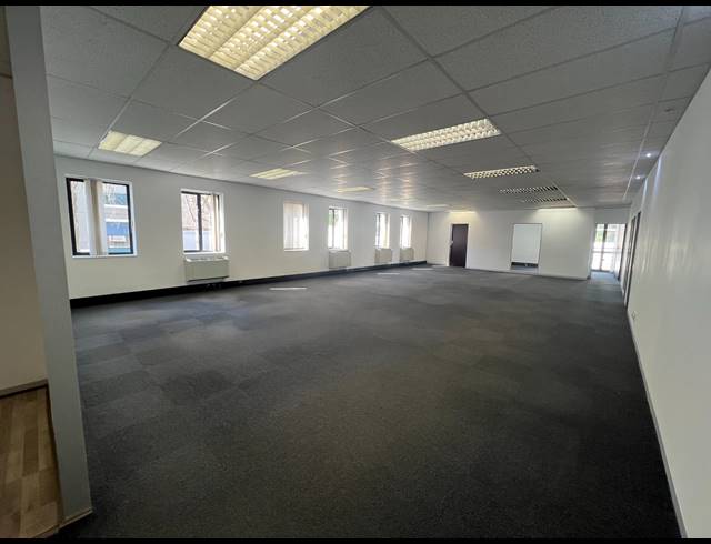 331M² OFFICE TO LET IN ROSEBANK